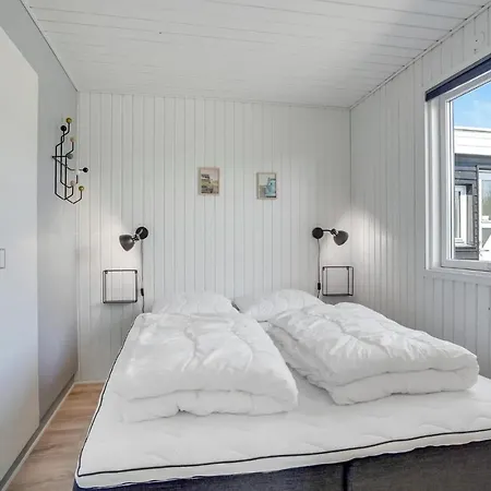 3 Bedroom Awesome In *