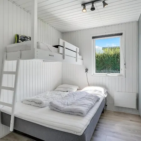 Σπίτι διακοπών 3 Bedroom Awesome In