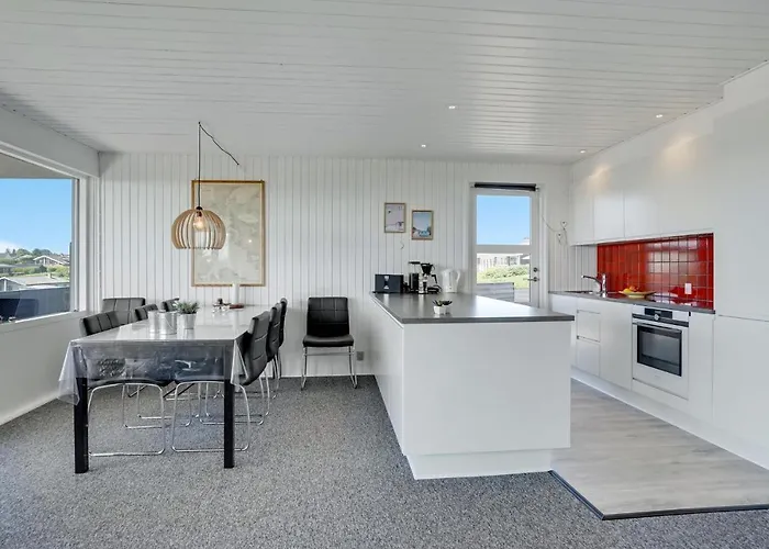 3 Bedroom Awesome In Holiday home Hejls